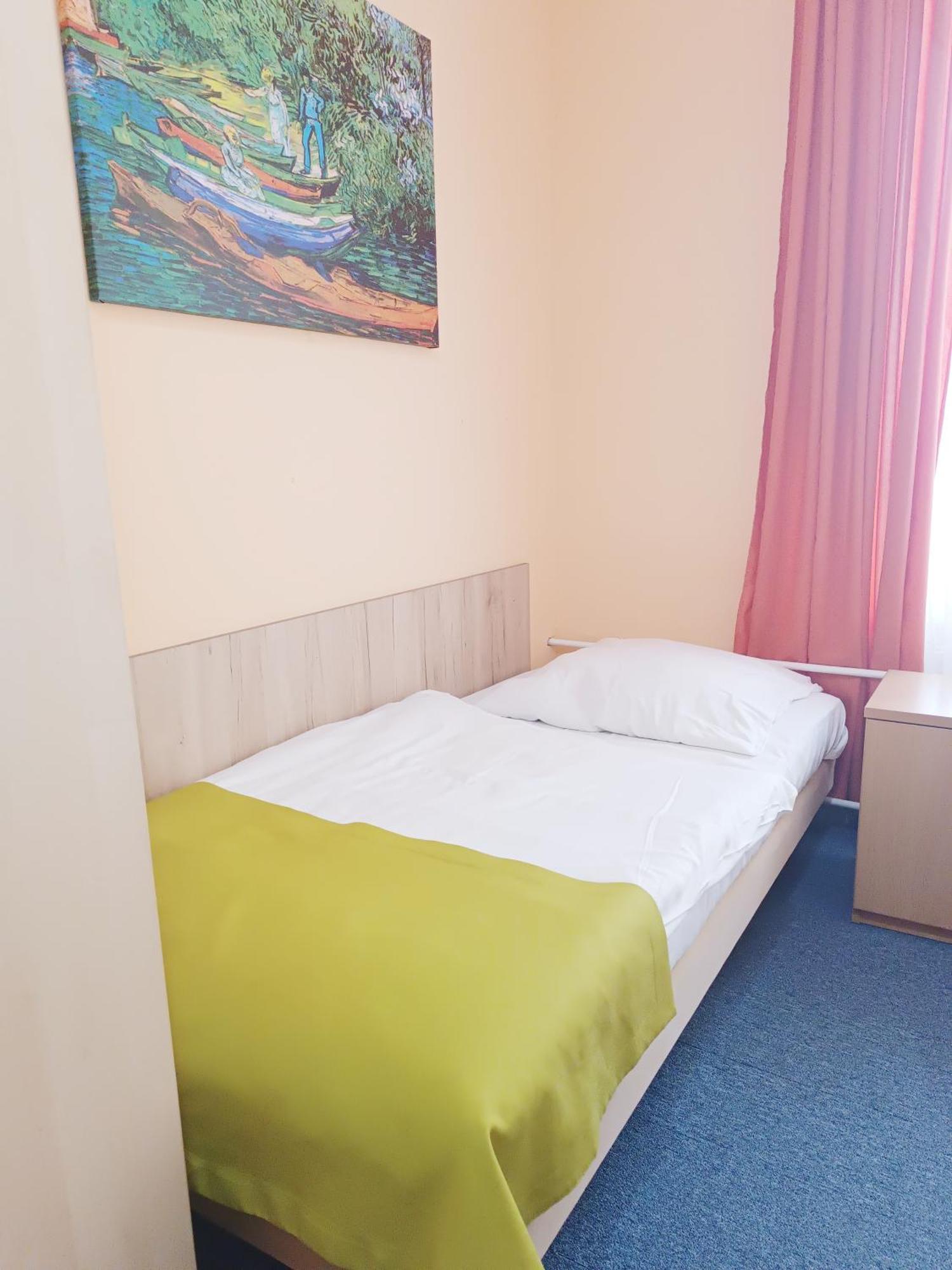 Hostel Krosnienska 12 เจโลนากูรา ภายนอก รูปภาพ